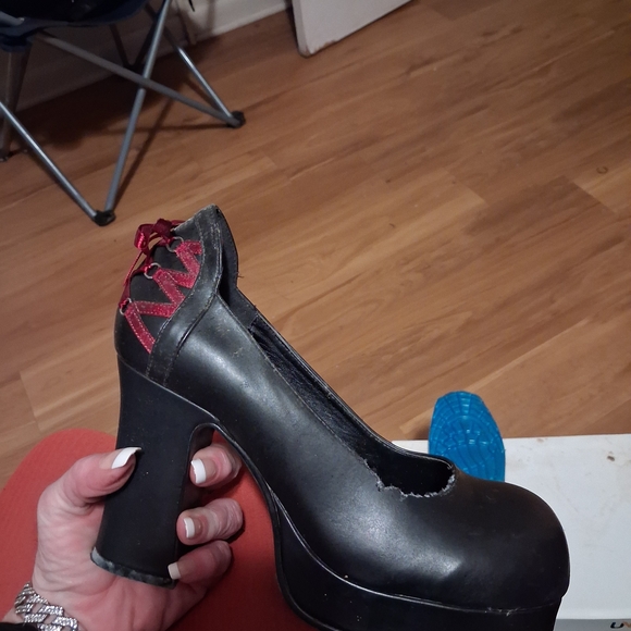 Hot Topic Black Platform Shoes with Red Accents - Picture 8 of 16